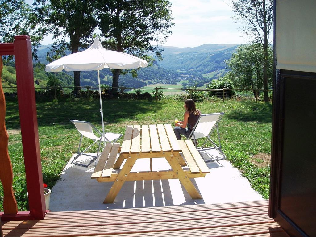 Domaine De La Chaux De Revel ξενώνας Saint-Martin-Valmeroux Εξωτερικό φωτογραφία